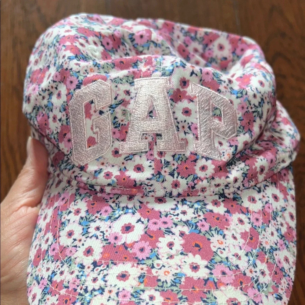 GAP Girls Pink White Floral Cap